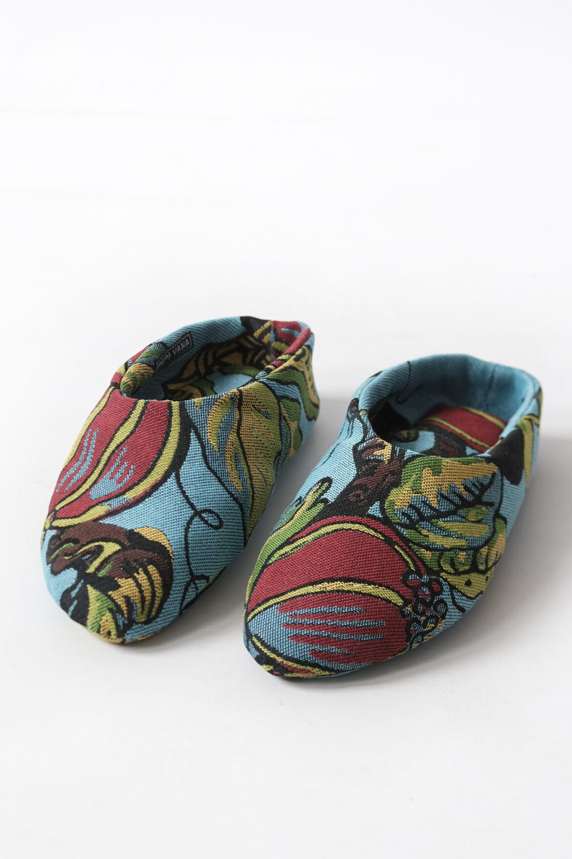 Moroccan-style carpet slippers Blue & Fruity