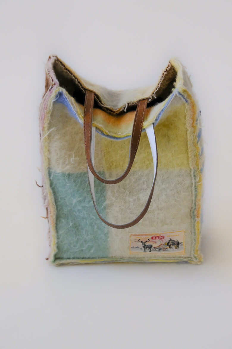 Aabe Layers Bag with original label