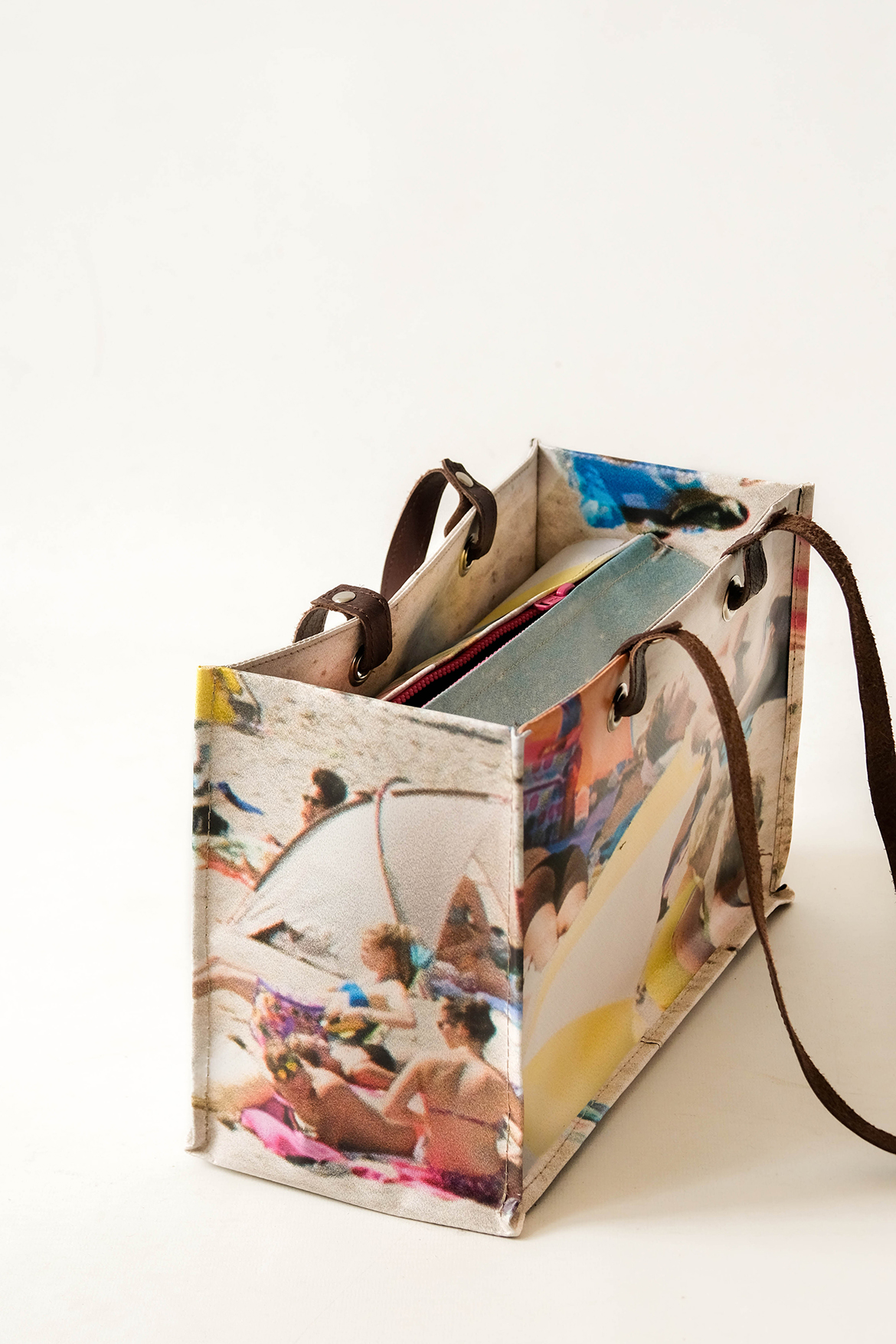 Full Colour Photo Box 'Sunbathers' No.2