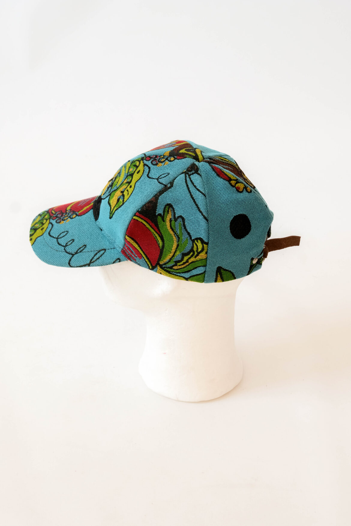 Blue & Fruity Cap